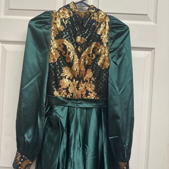 Prom Dress - Picture 4 of 5